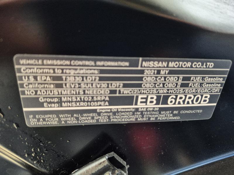 Nissan Rogue Sport  2021