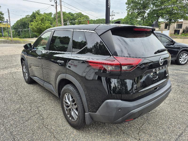 Nissan Rogue Sport  2021