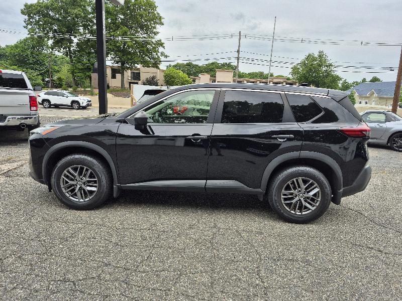 Nissan Rogue Sport  2021