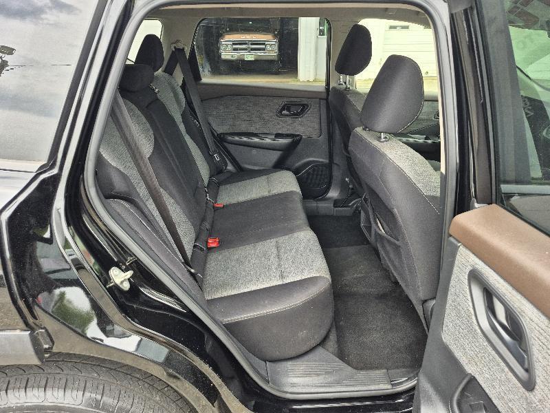Nissan Rogue Sport  2021