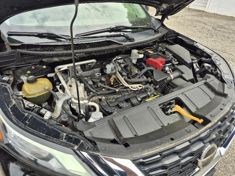 Nissan Rogue Sport  2021