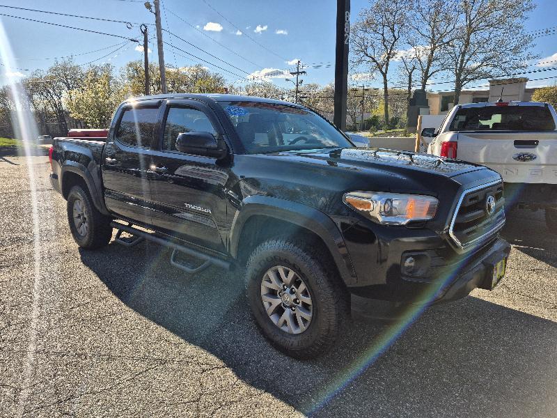 Toyota Tacoma  2016