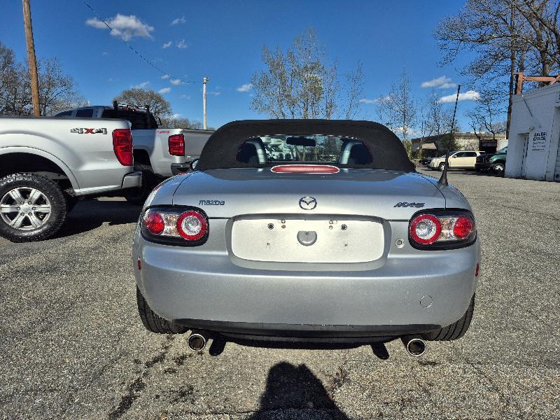 Mazda MX-5 Miata  2008