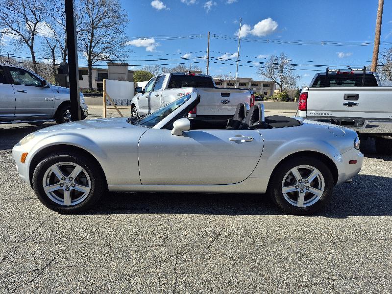 Mazda MX-5 Miata  2008