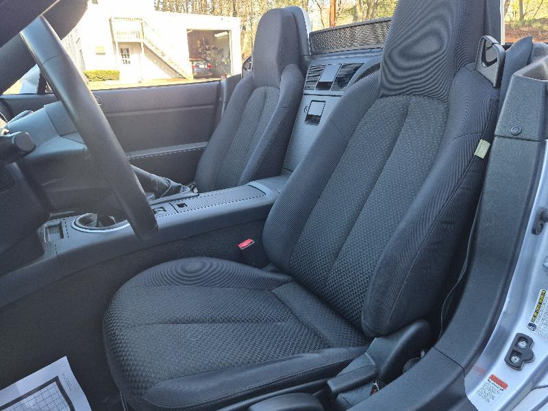 Mazda MX-5 Miata  2008