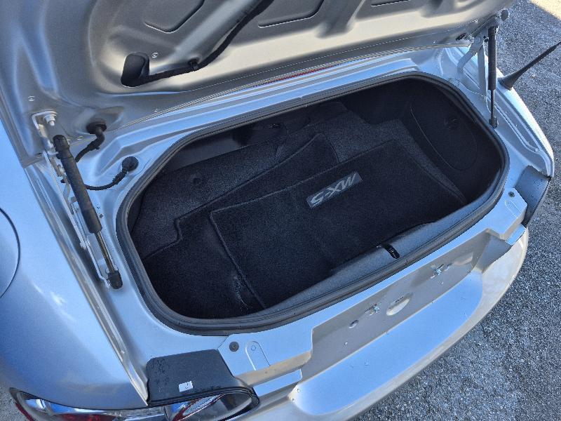 Mazda MX-5 Miata  2008