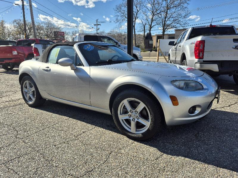 Mazda MX-5 Miata  2008