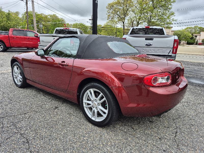 Mazda MX-5 Miata  2011