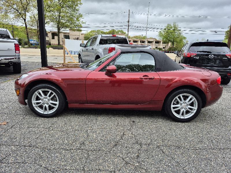 Mazda MX-5 Miata  2011