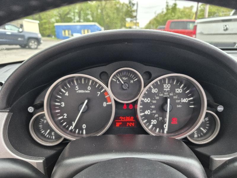 Mazda MX-5 Miata  2011