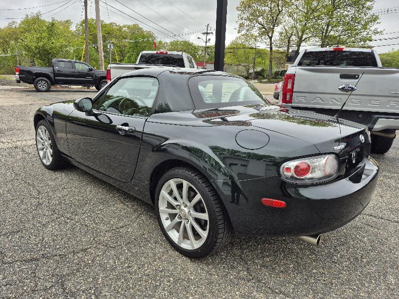 Mazda MX-5 Miata Touring Power Retractable Hardtop 2008