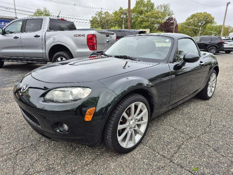 Mazda MX-5 Miata Touring Power Retractable Hardtop 2008