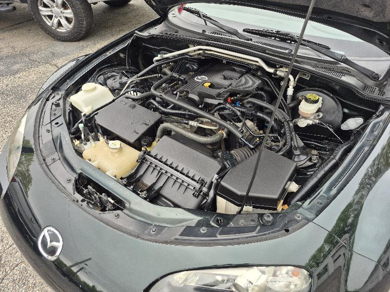Mazda MX-5 Miata Touring Power Retractable Hardtop 2008
