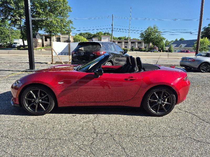 Mazda MX-5 Miata  2016