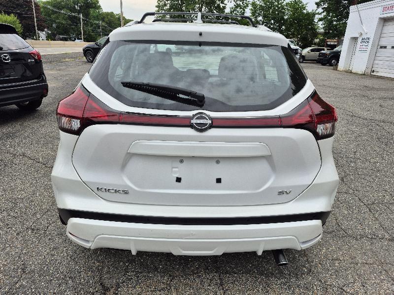 Nissan Kicks  2023