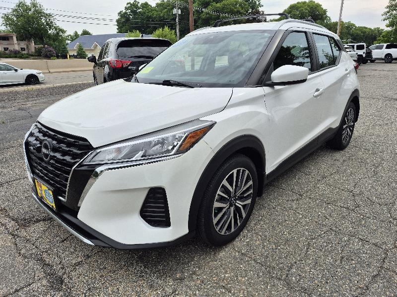 Nissan Kicks  2023