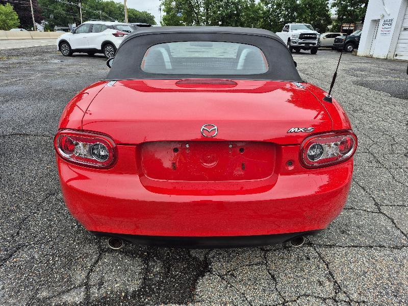 Mazda MX-5 Miata  2013