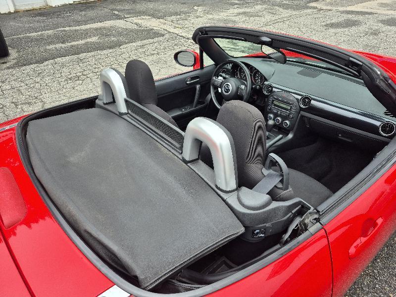 Mazda MX-5 Miata  2013