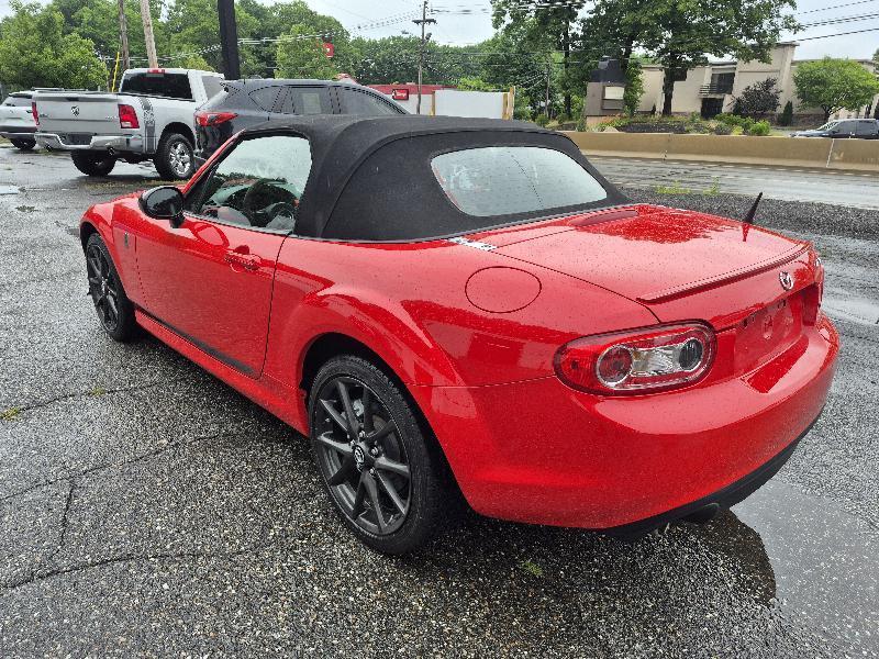 Mazda MX-5 Miata  2013