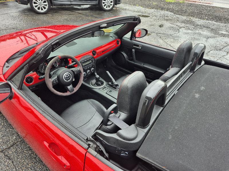 Mazda MX-5 Miata  2013
