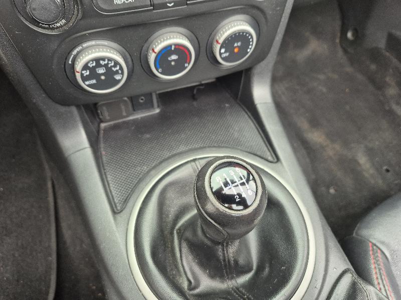 Mazda MX-5 Miata  2013