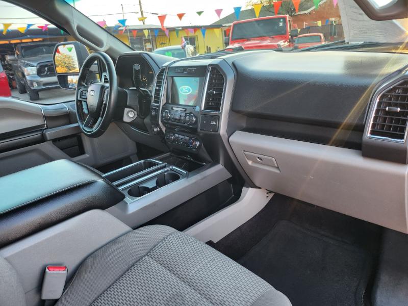 Ford F-150 XLT SuperCab Short Bed 2WD 2017