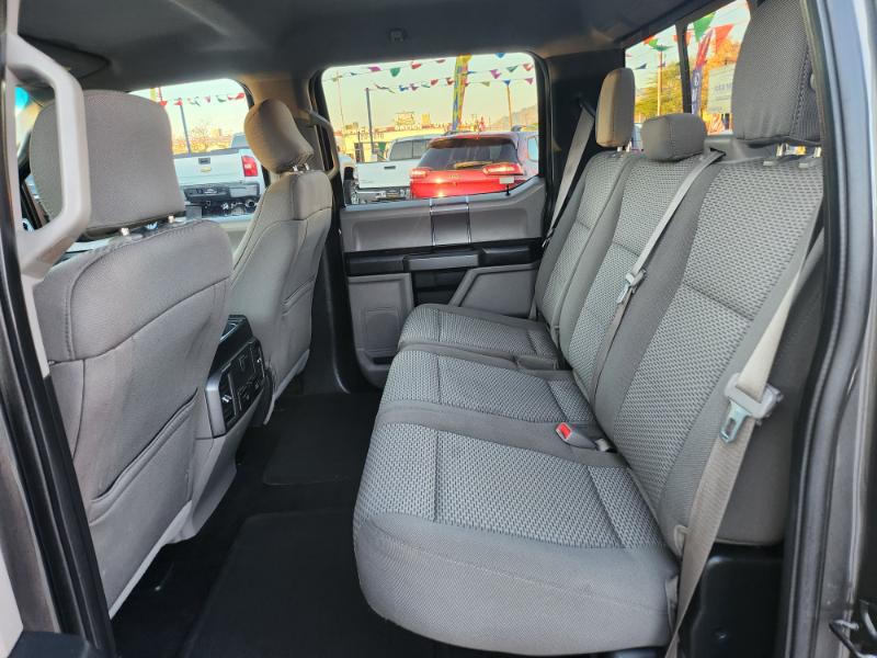 Ford F-150 XLT SuperCab Short Bed 2WD 2017