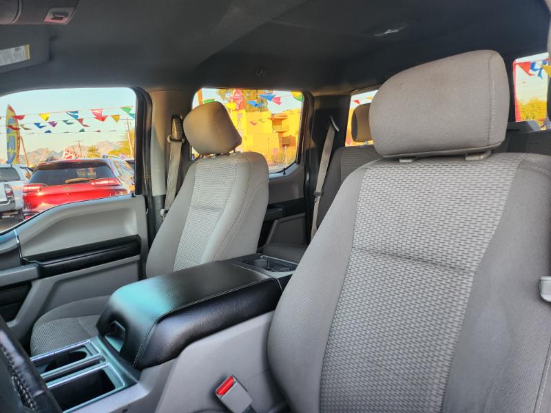 Ford F-150 XLT SuperCab Short Bed 2WD 2017