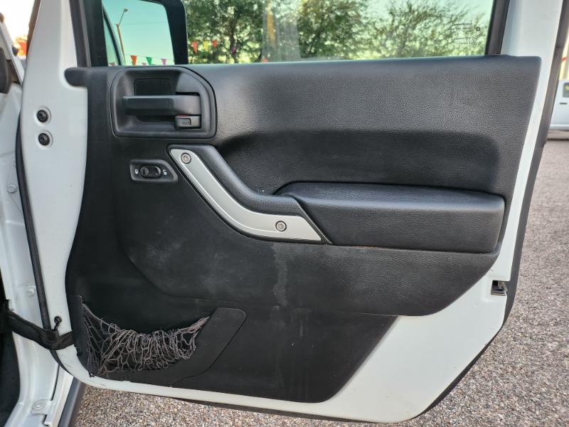 Jeep Wrangler Unlimited Rubicon 4WD 2017 Jeep Wrangler Unlimited Rubicon 4WD 2017