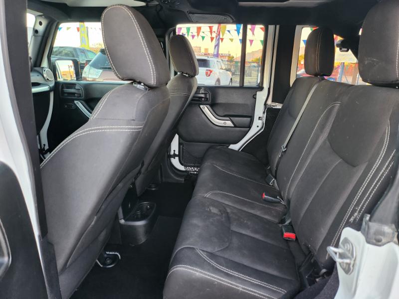 Jeep Wrangler Unlimited Rubicon 4WD 2017 Jeep Wrangler Unlimited Rubicon 4WD 2017