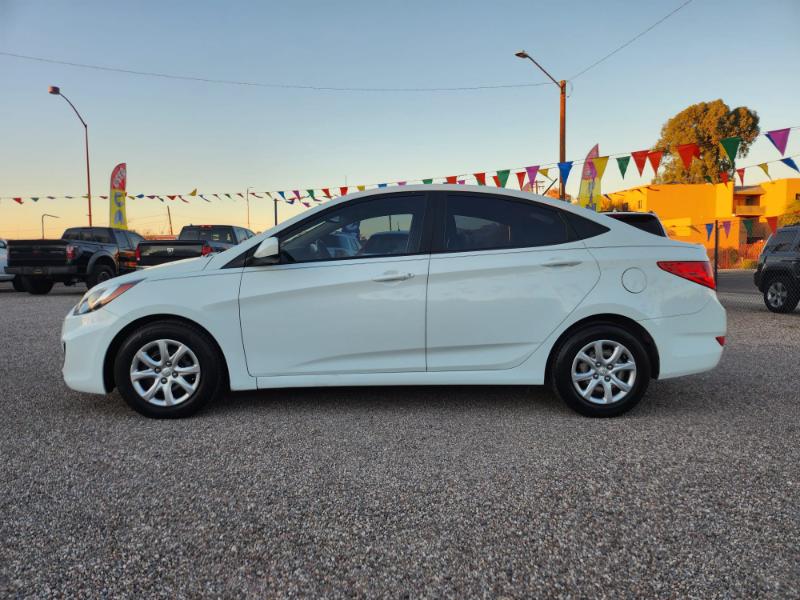 Hyundai Accent GLS 4-Door 2013 Hyundai Accent GLS 4-Door 2013