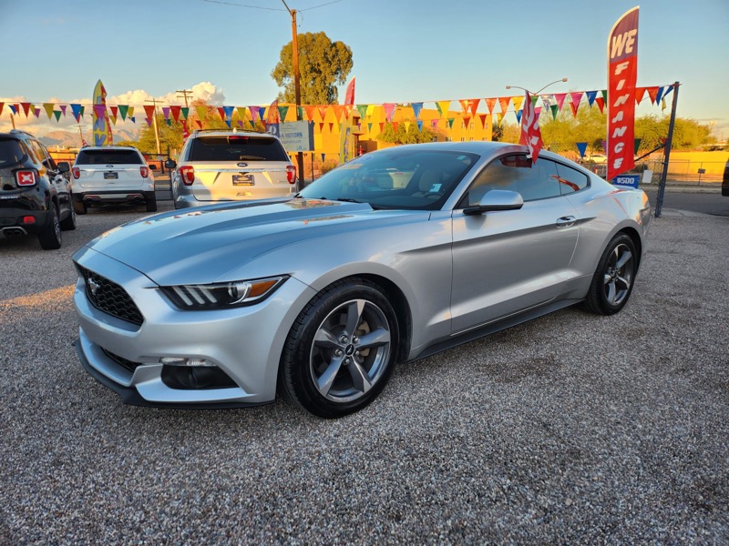 2015 Ford Mustang EcoBoost Coupe