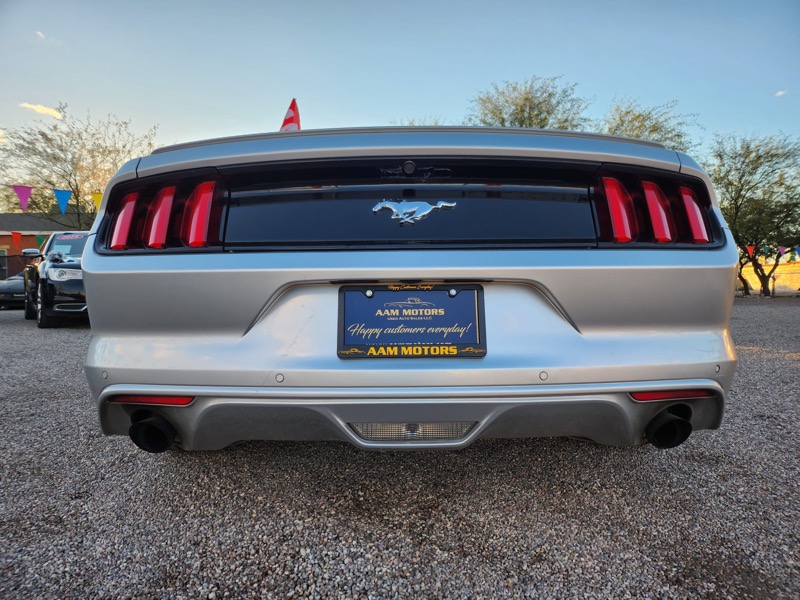 Ford Mustang EcoBoost Coupe 2015