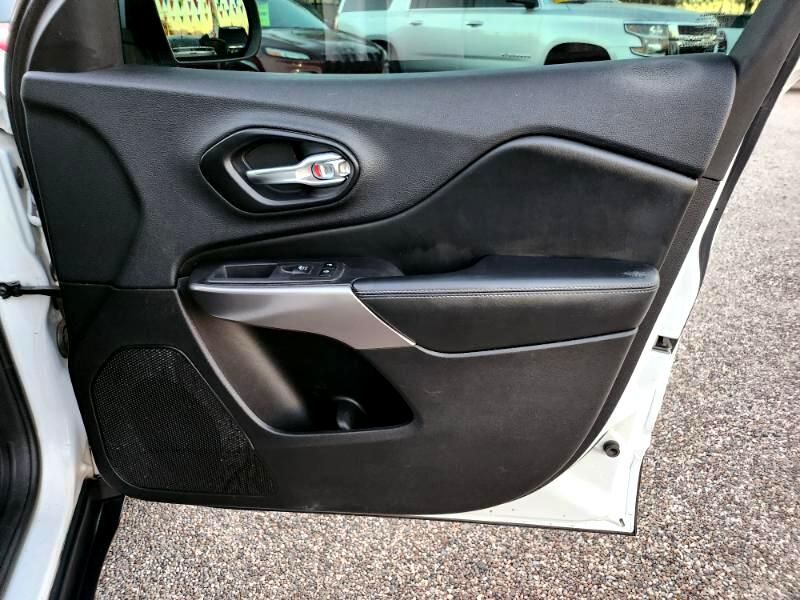 Jeep Cherokee Latitude Plus FWD 2019