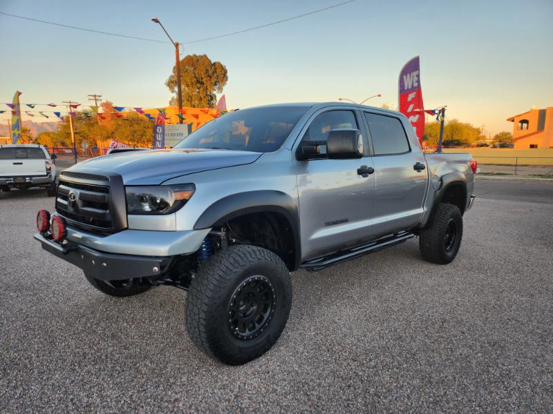 2013 Toyota Tundra Tundra-Grade CrewMax 5.7L 2WD