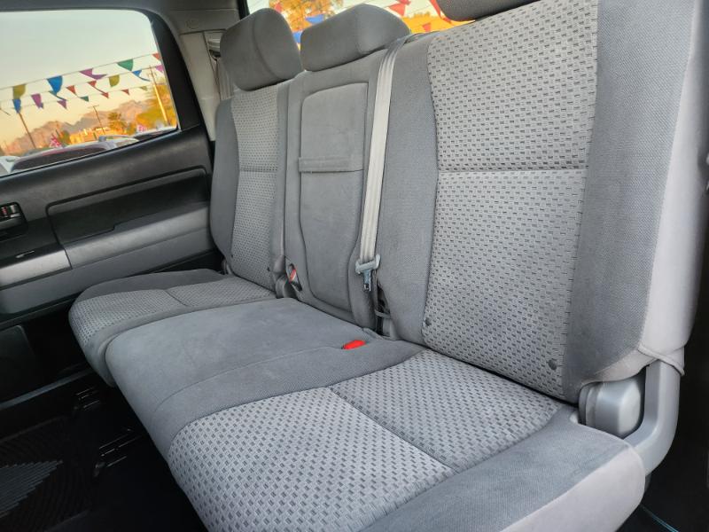 Toyota Tundra Tundra-Grade CrewMax 5.7L 2WD 2013