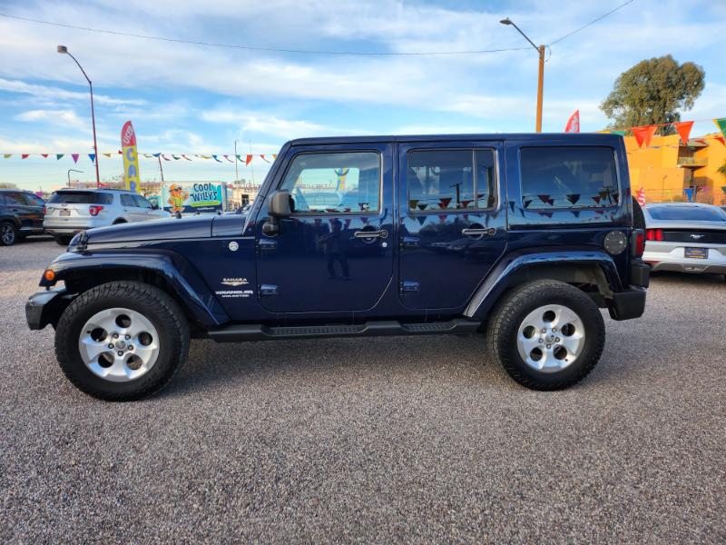 Jeep Wrangler Unlimited Sahara 4WD 2013