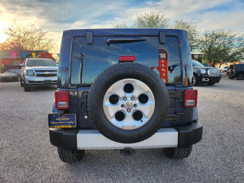 Jeep Wrangler Unlimited Sahara 4WD 2013