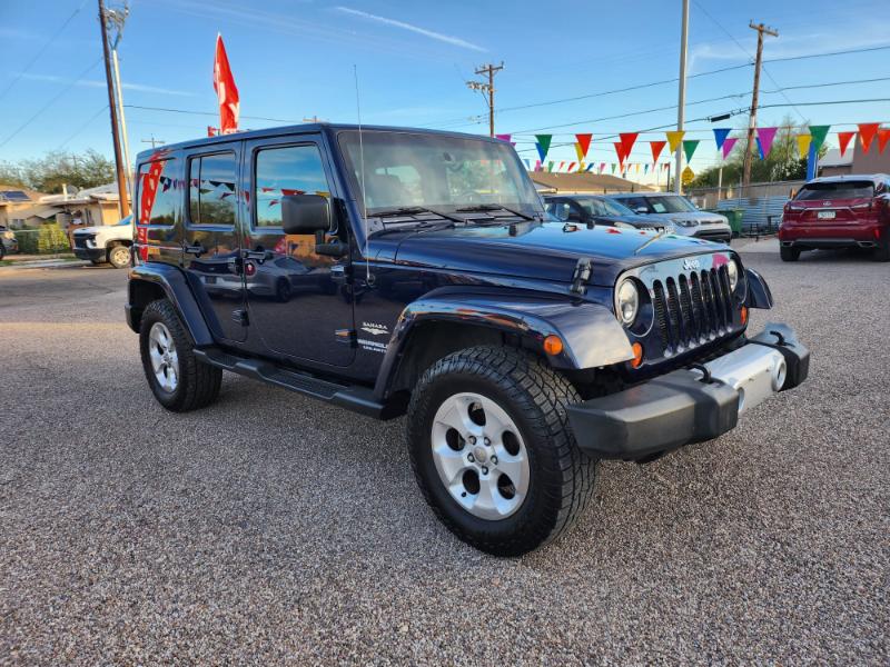 Jeep Wrangler Unlimited Sahara 4WD 2013