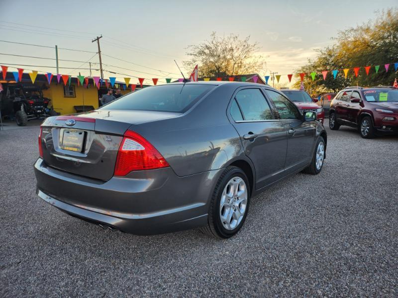 Ford Fusion SE 2010