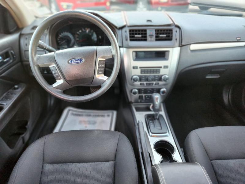 Ford Fusion SE 2010