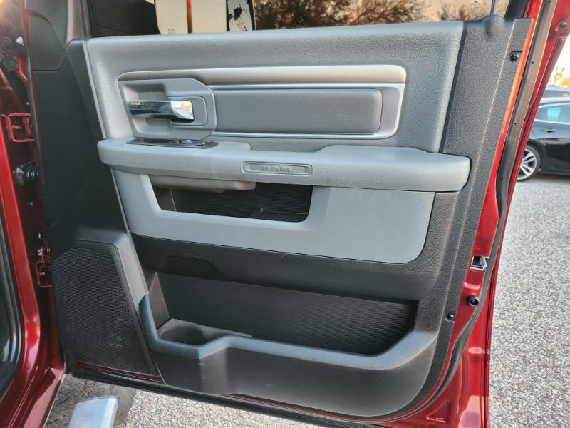 RAM 2500 Big Horn 4x4 Mega Cab 6'4" Box 2016