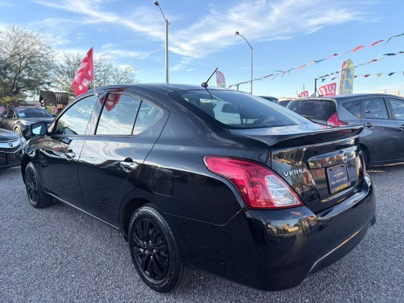 Nissan Versa 1.6 SV Sedan 2019
