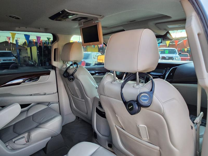 Cadillac Escalade Premium 4WD 2015