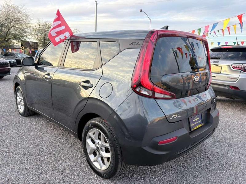 Kia Soul S 2021