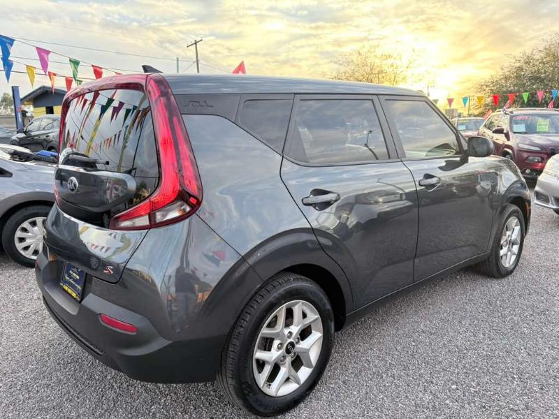 Kia Soul S 2021