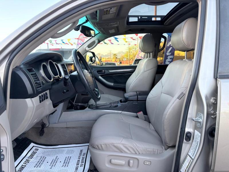 Toyota 4Runner Limited 4WD 2004