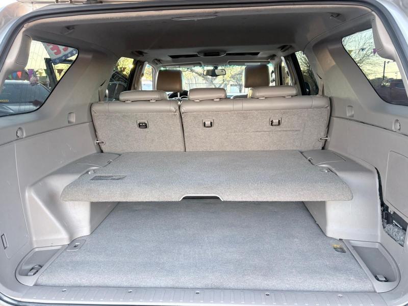 Toyota 4Runner Limited 4WD 2004