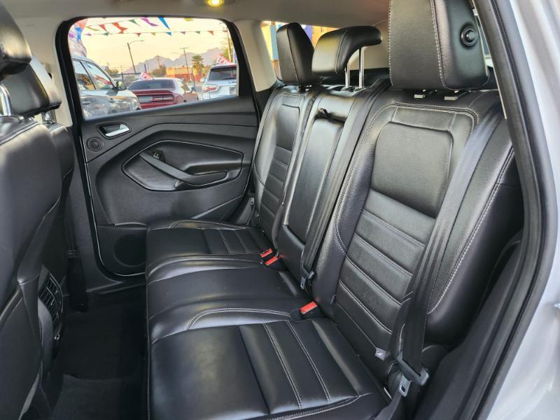 Ford Escape Titanium FWD 2017