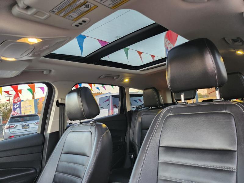 Ford Escape Titanium FWD 2017